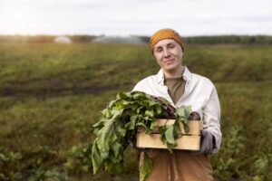 Junta apoya jóvenes agricultores